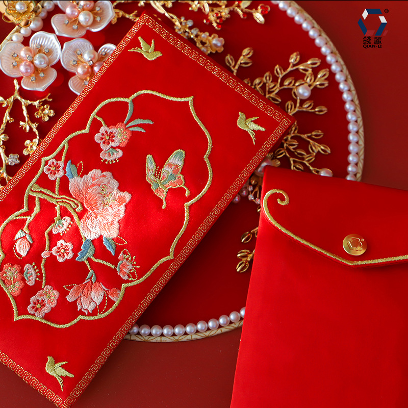1 busto rosso tradizionale cin - Wedding Envelopes recensione e prezzo