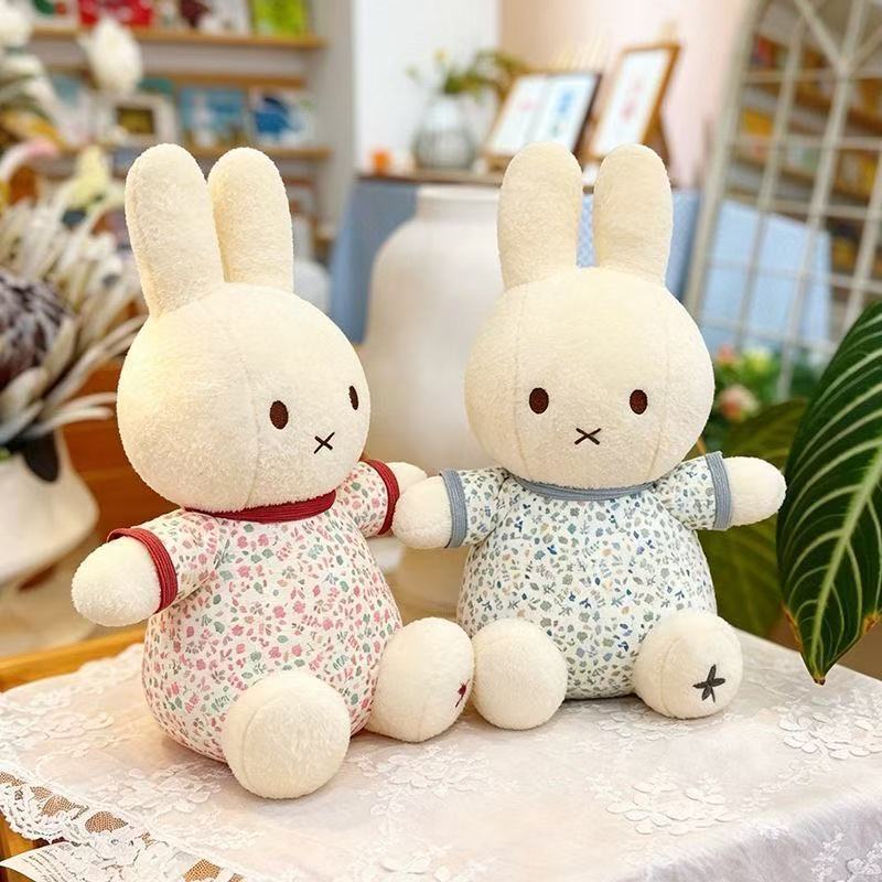 Peluche di Coniglio Miffy da 3 - Good Floral & Wedding Decor Supply Photos recensione e prezzo